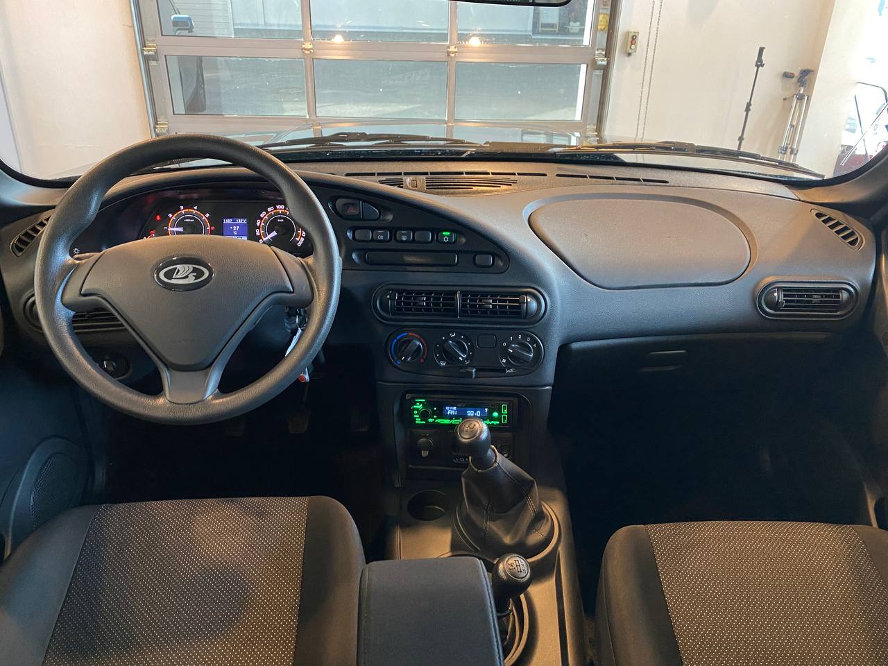 LADA 21230