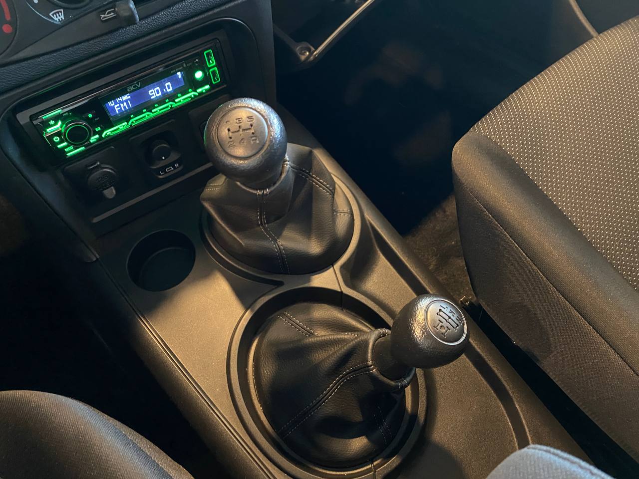 LADA 21230