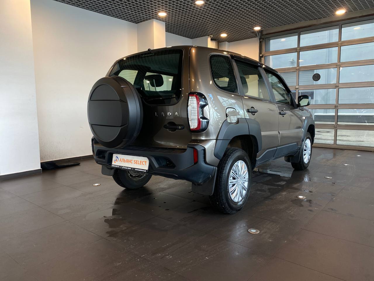 LADA NIVA TRAVEL