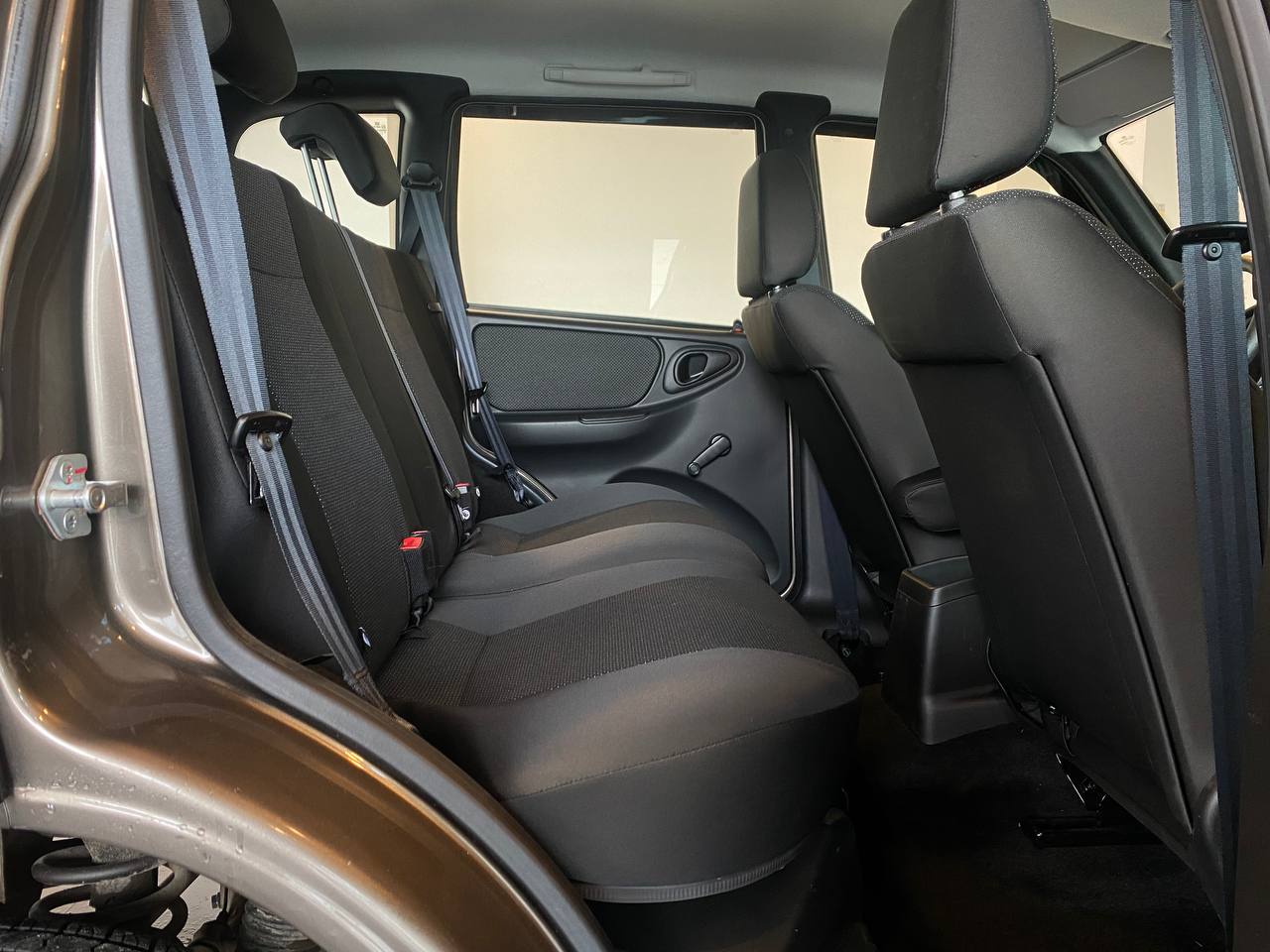 LADA NIVA TRAVEL