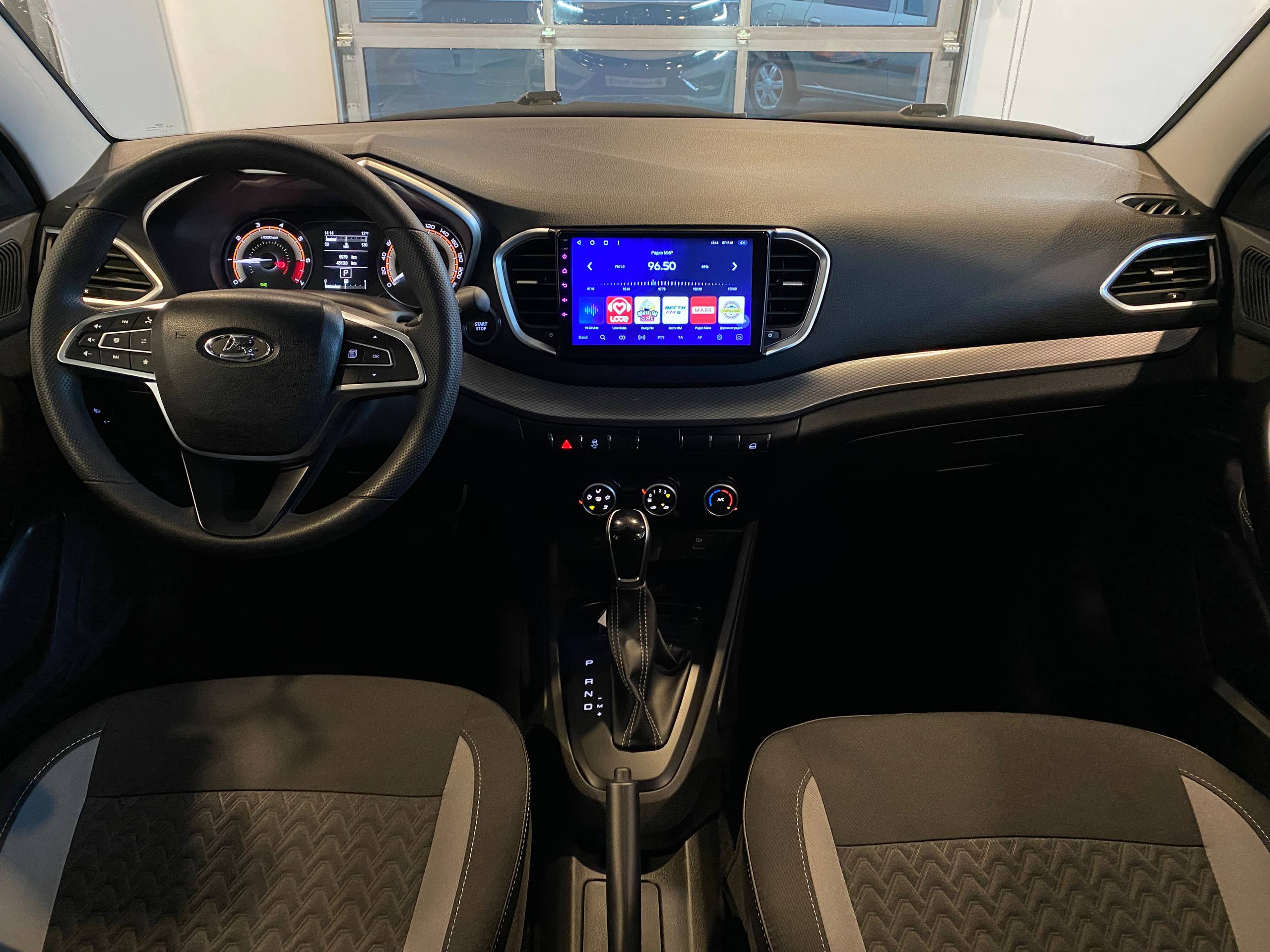 LADA VESTA