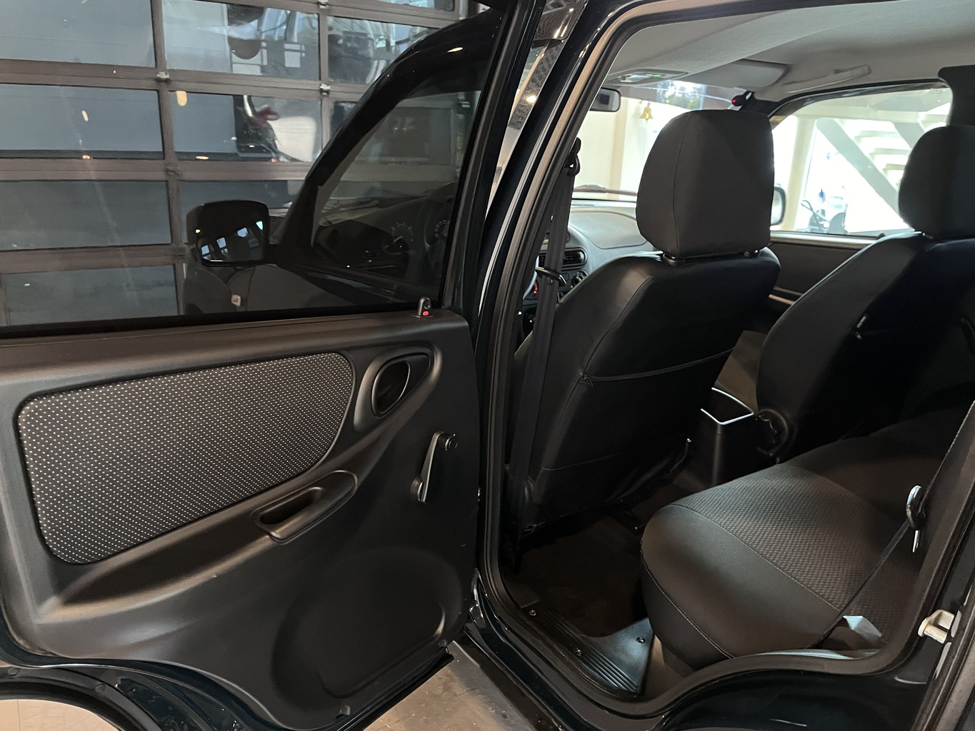 LADA NIVA TRAVEL