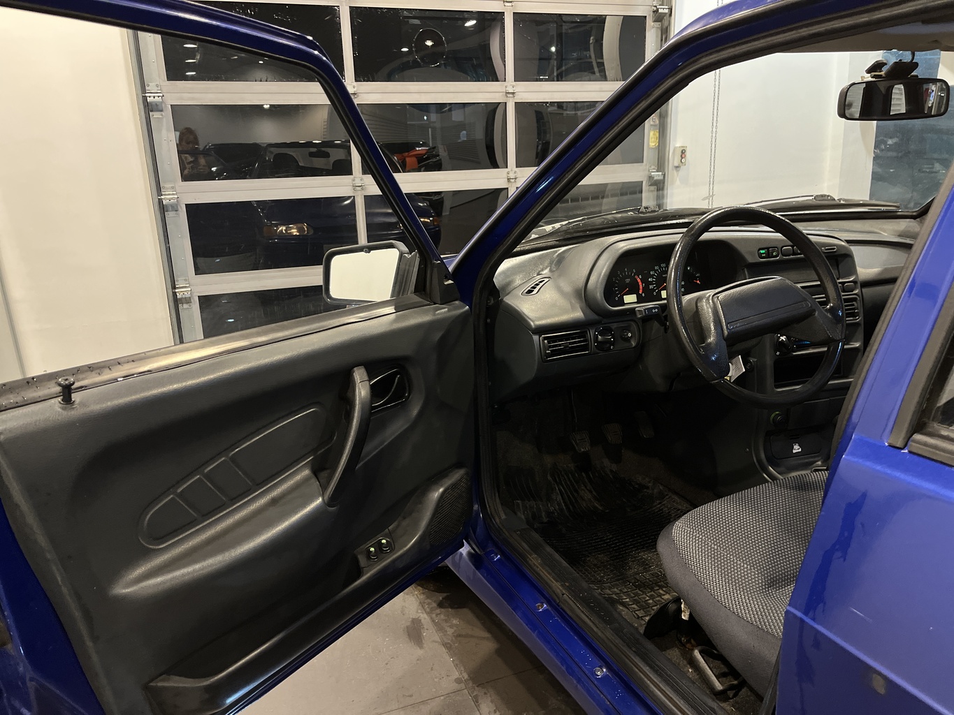 LADA 2115