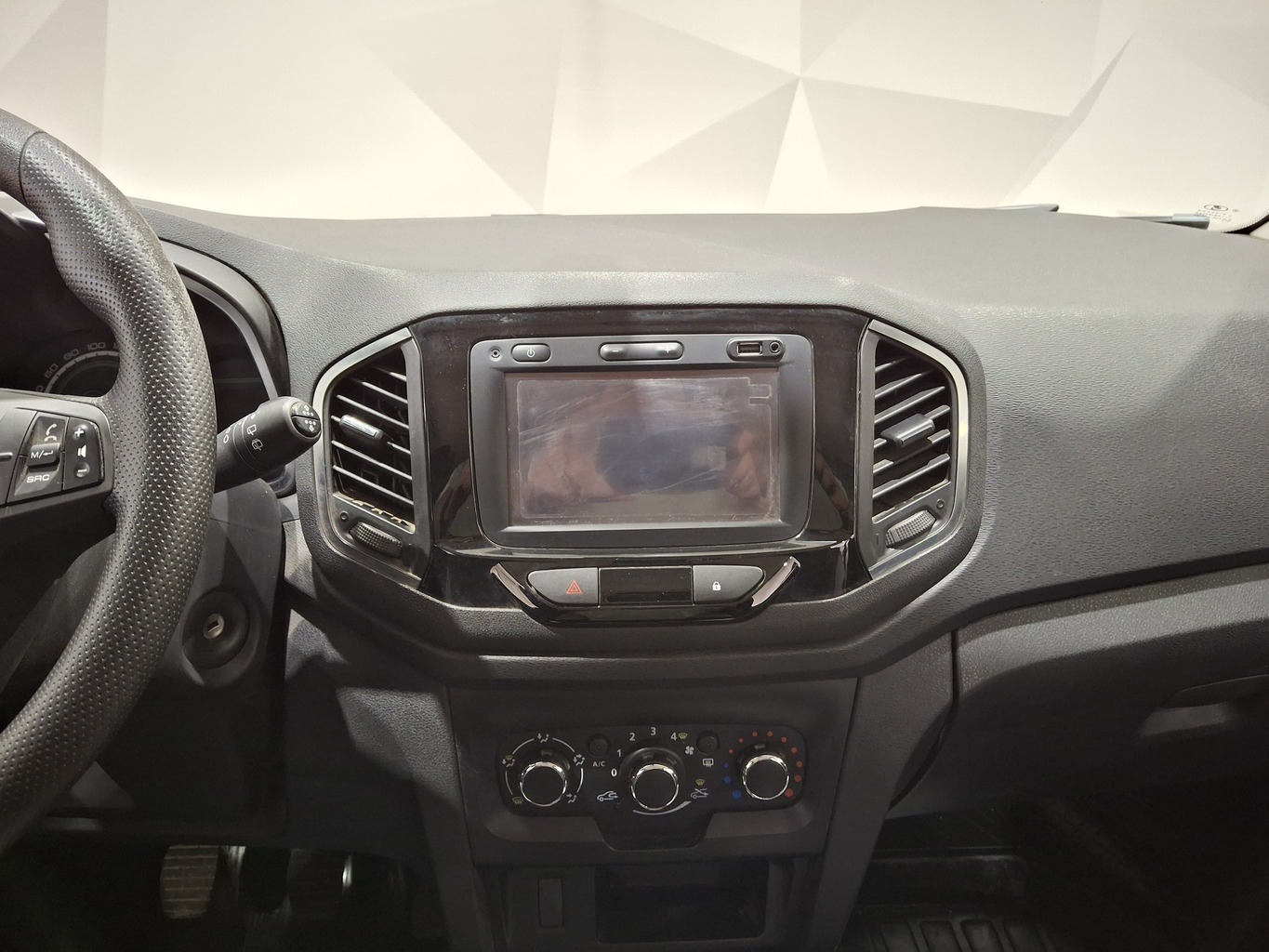 LADA XRAY