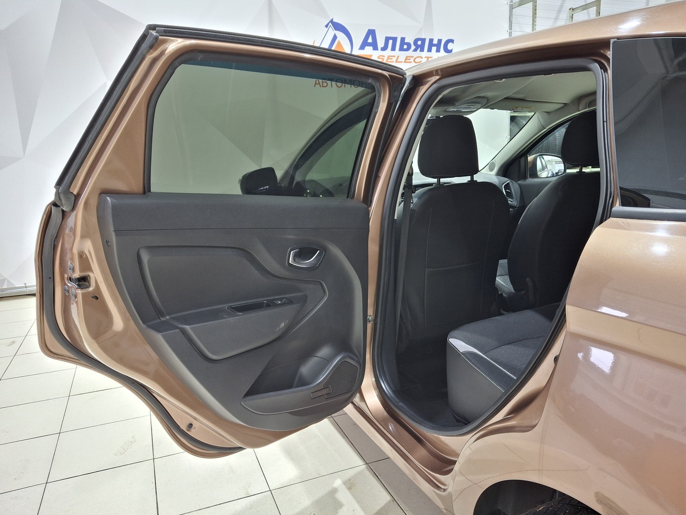 LADA XRAY