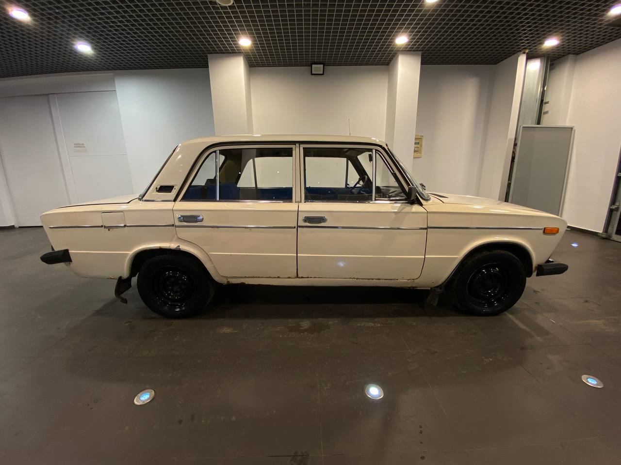 LADA 2106