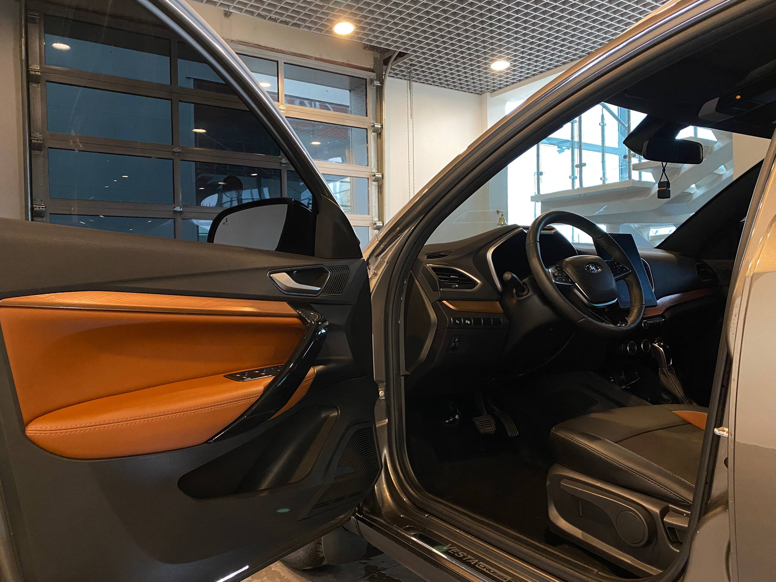 LADA VESTA