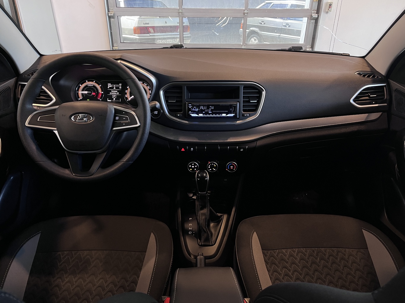 LADA VESTA