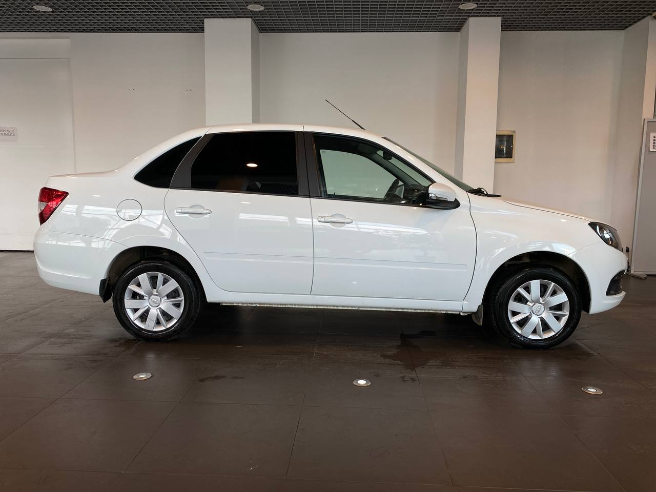 LADA GRANTA