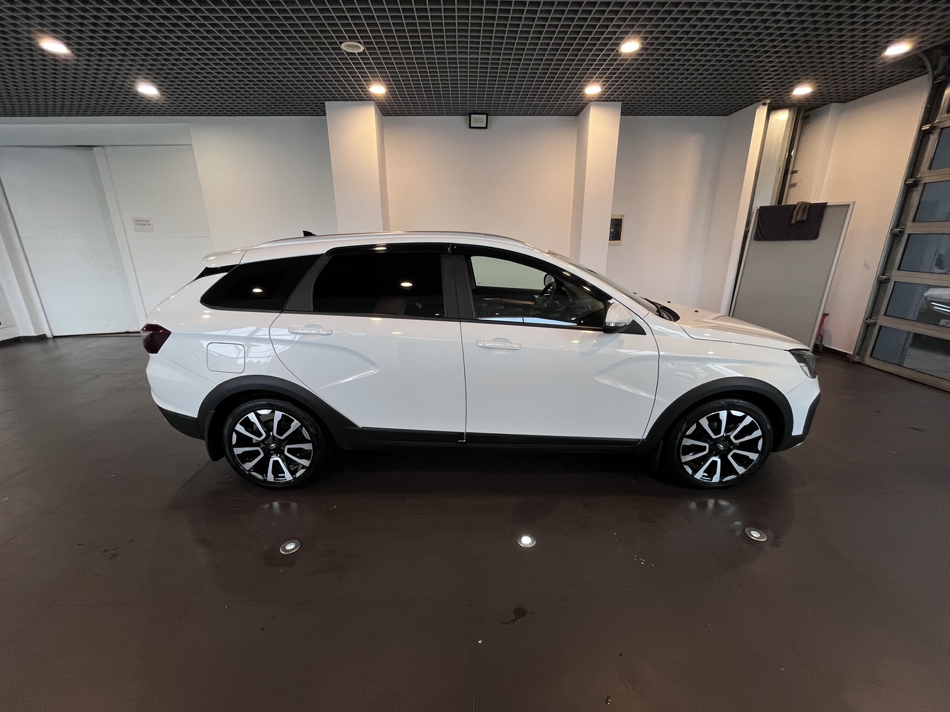 LADA VESTA