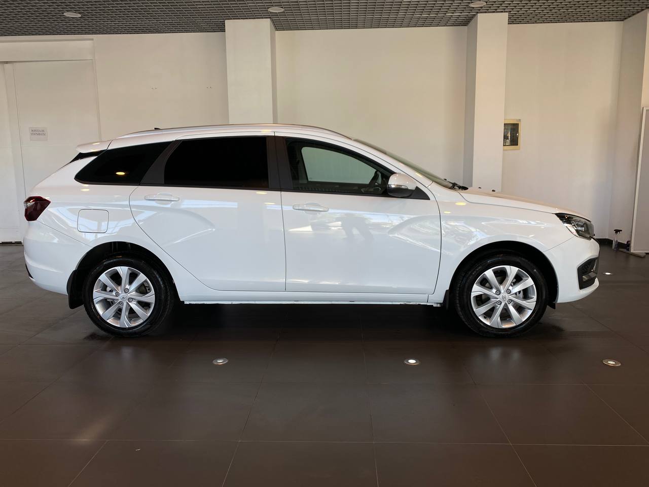 LADA VESTA