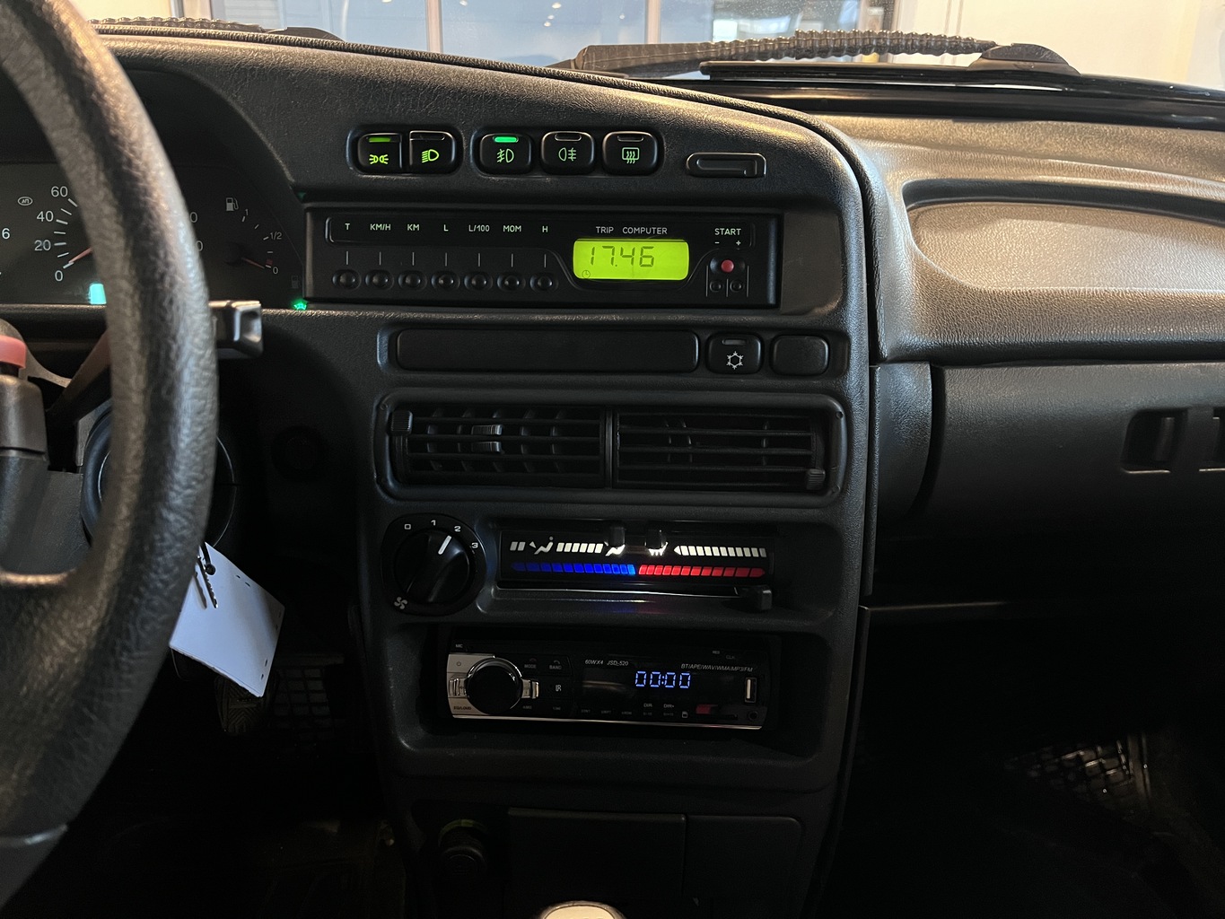 LADA 2114