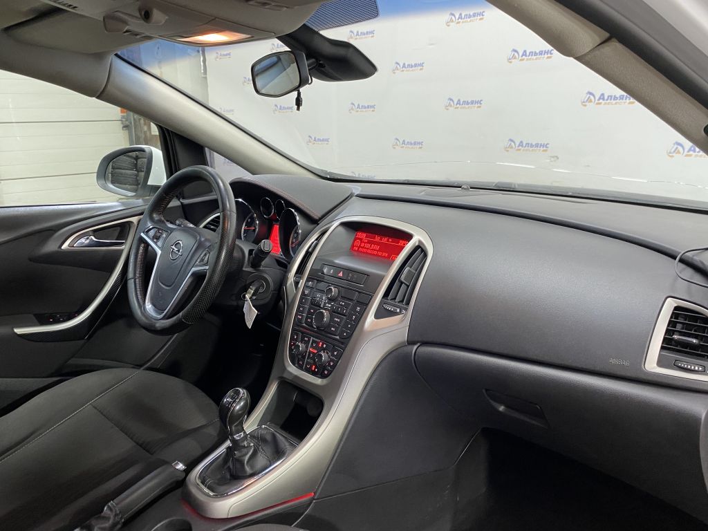 OPEL ASTRA