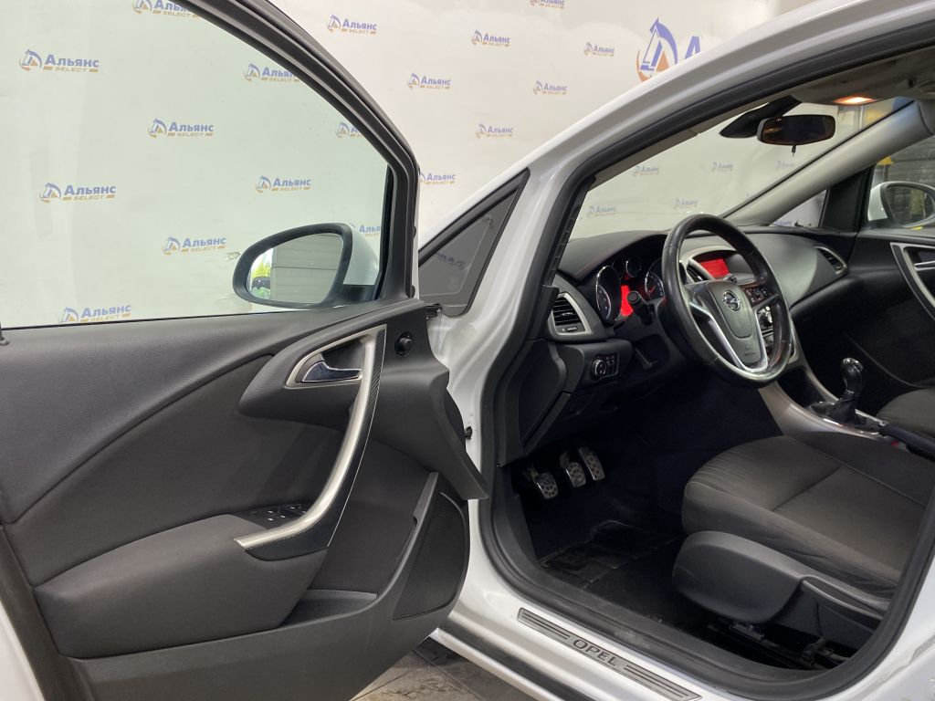 OPEL ASTRA