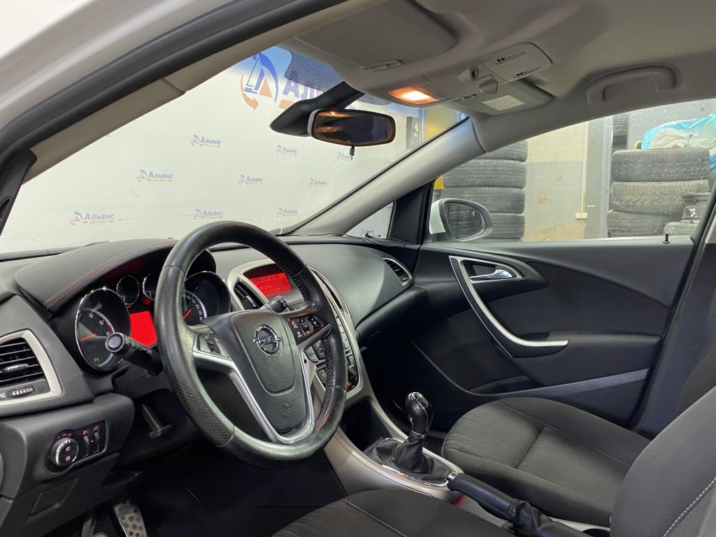 OPEL ASTRA