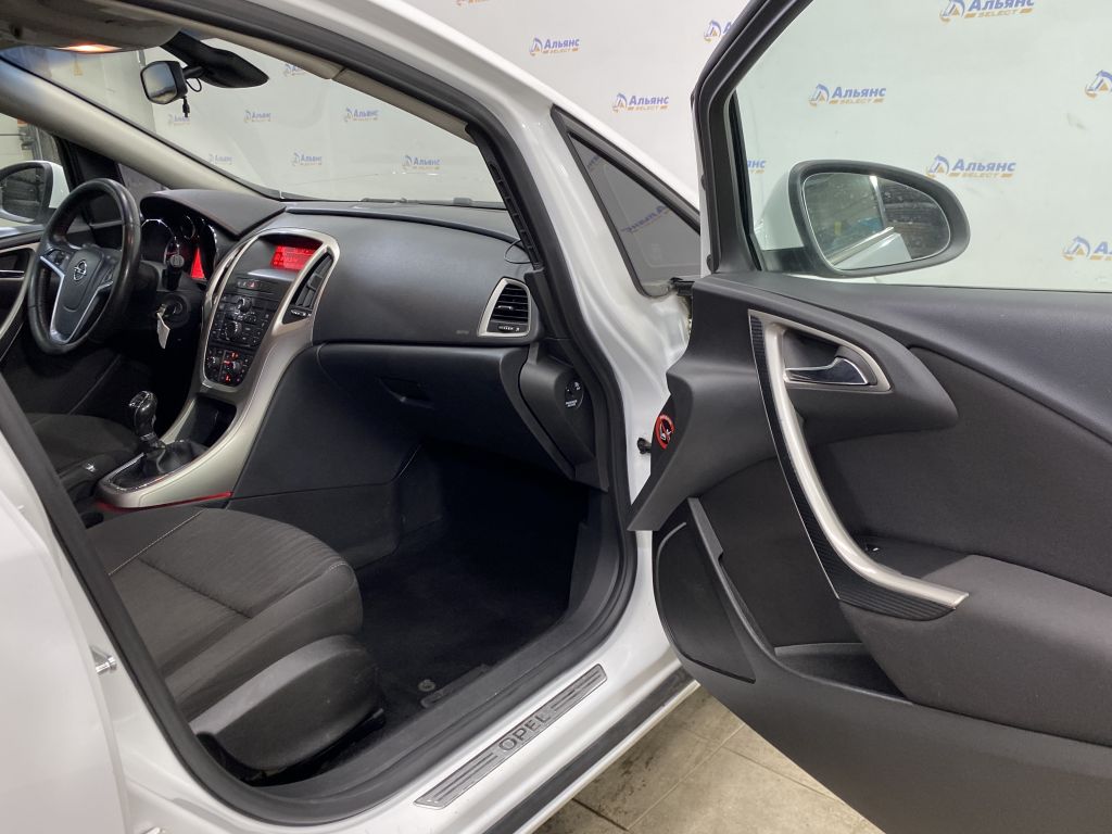 OPEL ASTRA