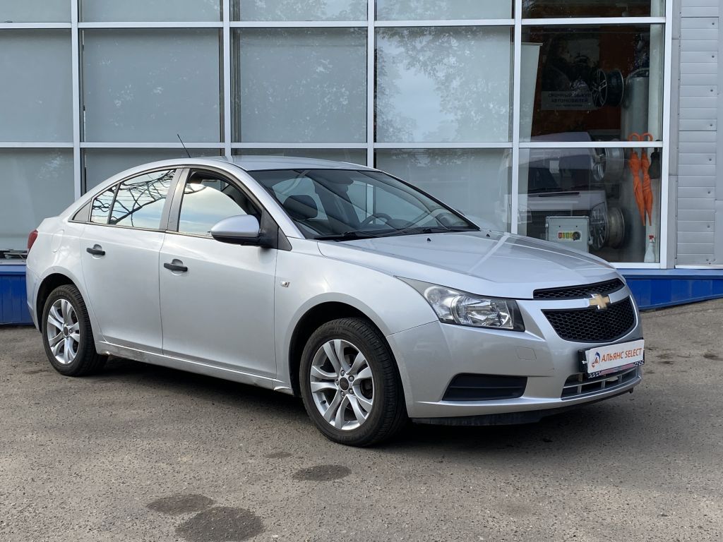 CHEVROLET CRUZE