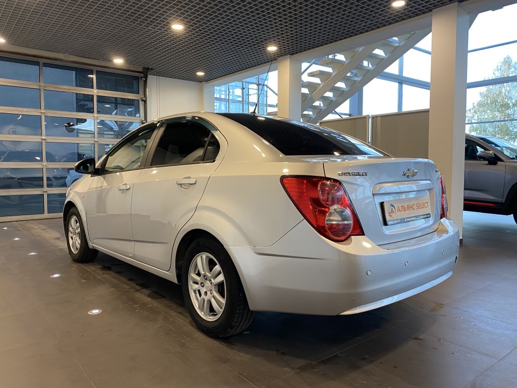 CHEVROLET AVEO