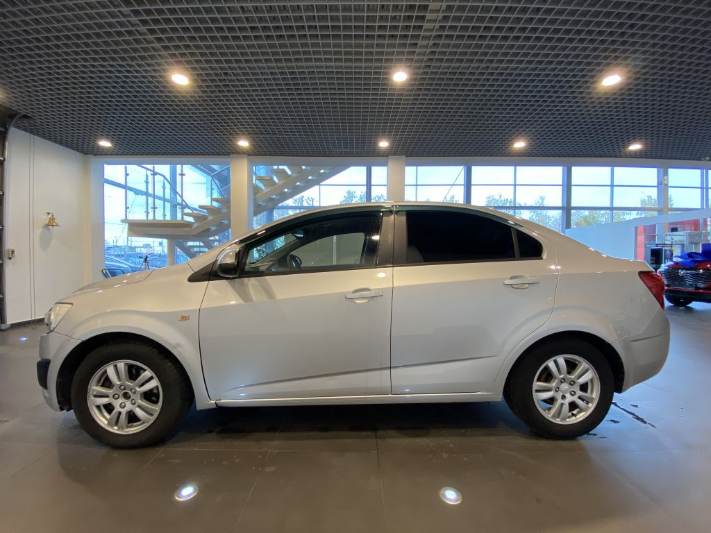 CHEVROLET AVEO