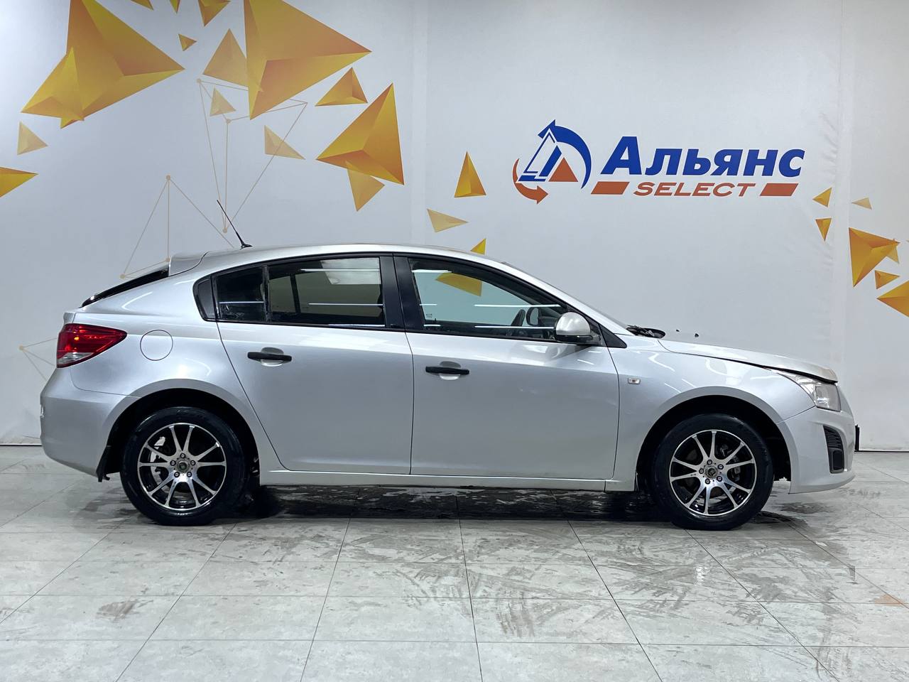 CHEVROLET CRUZE