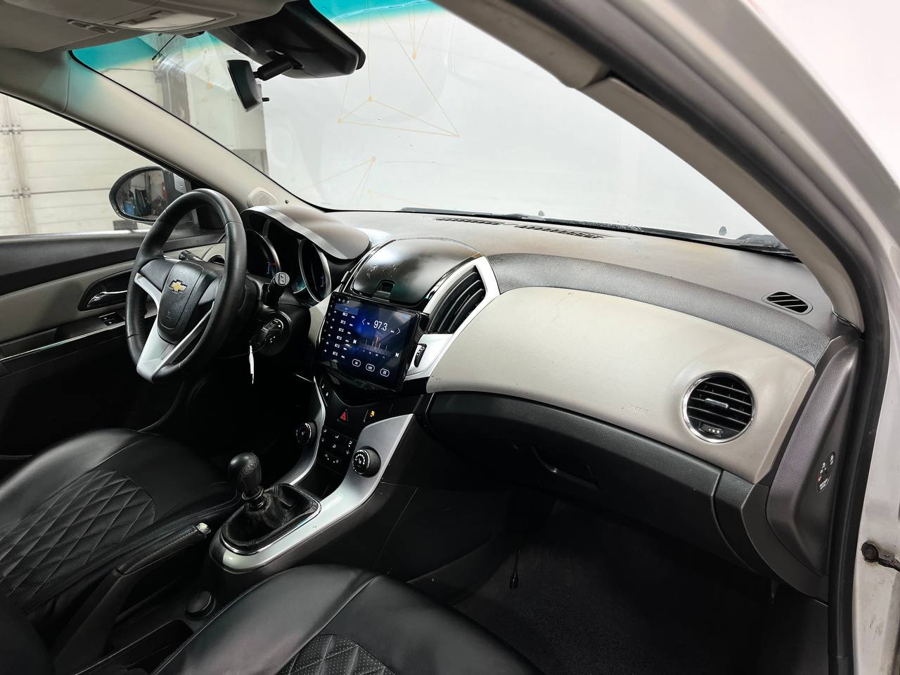 CHEVROLET CRUZE