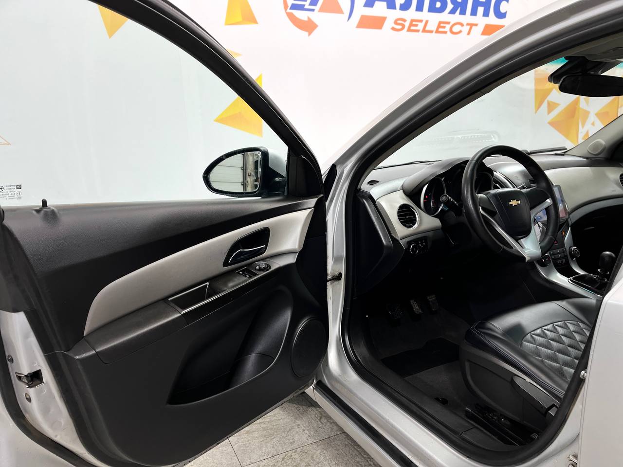 CHEVROLET CRUZE