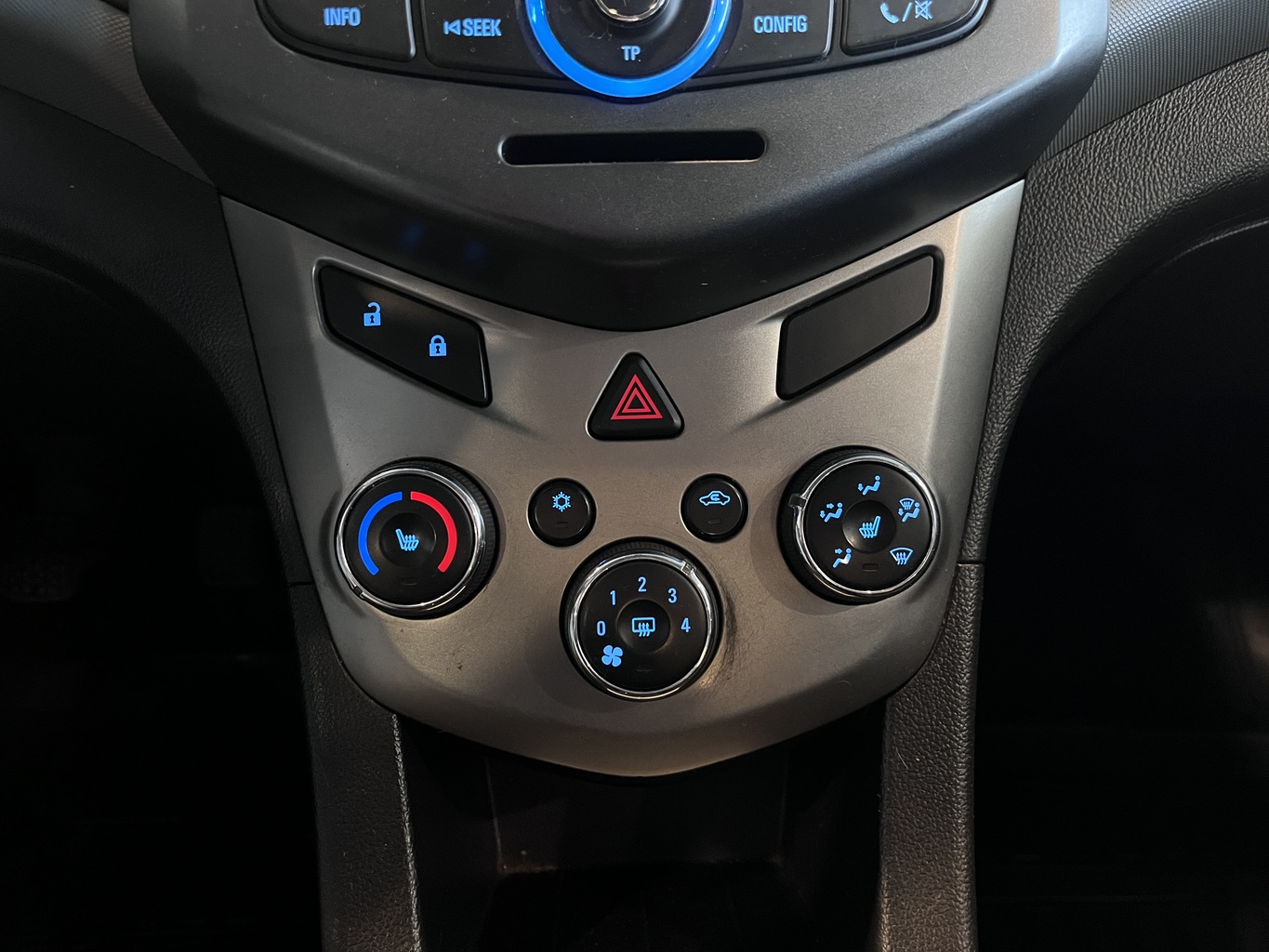 CHEVROLET AVEO