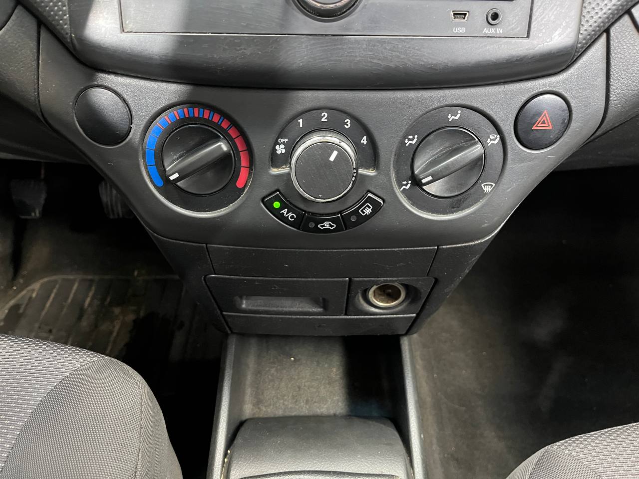 CHEVROLET AVEO