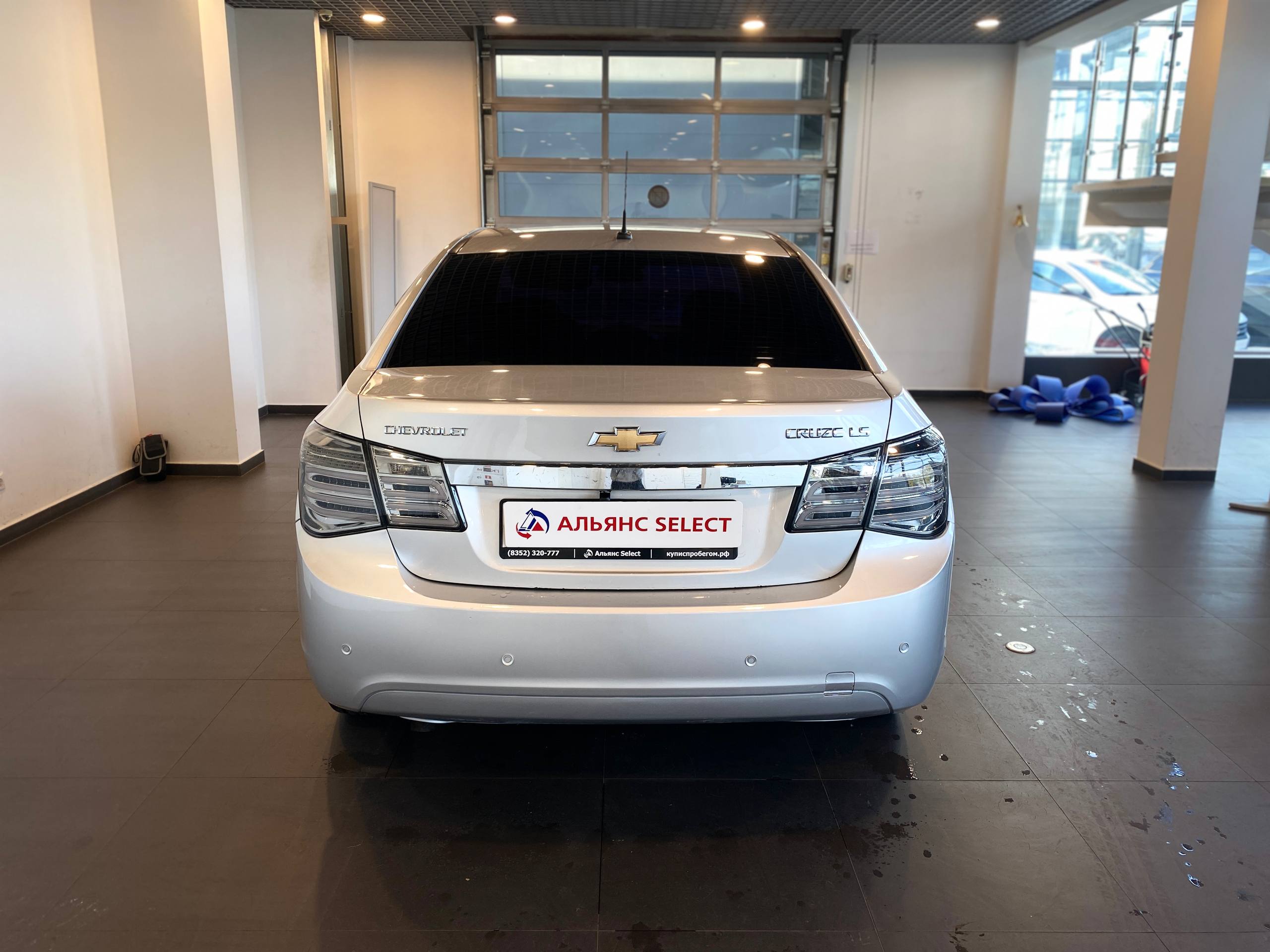 CHEVROLET CRUZE