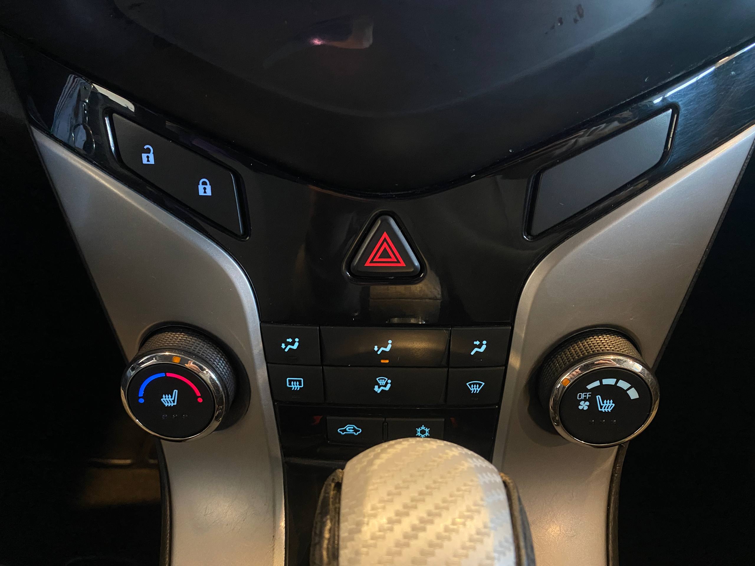 CHEVROLET CRUZE