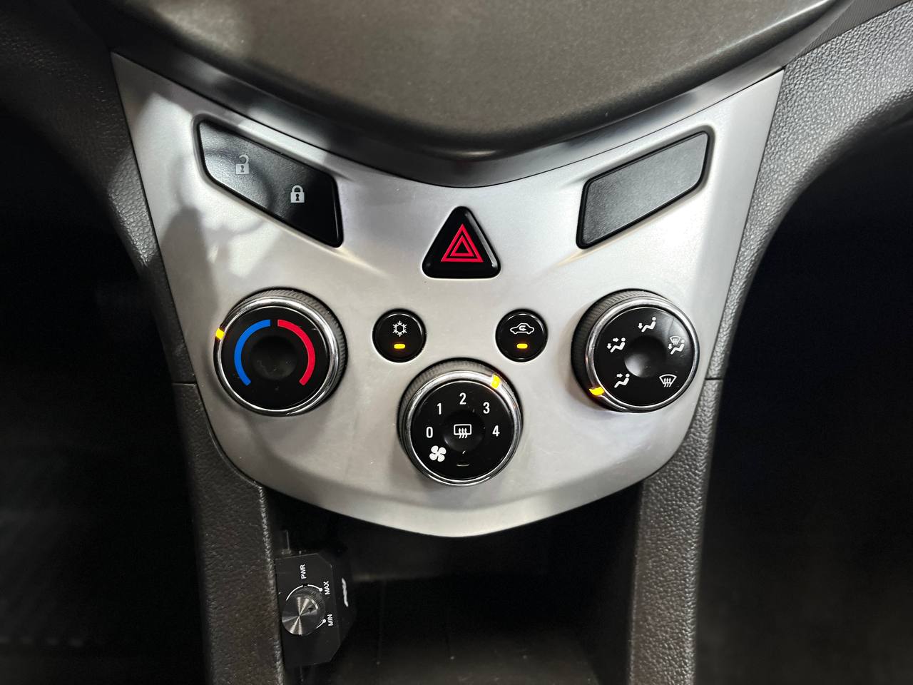 CHEVROLET AVEO