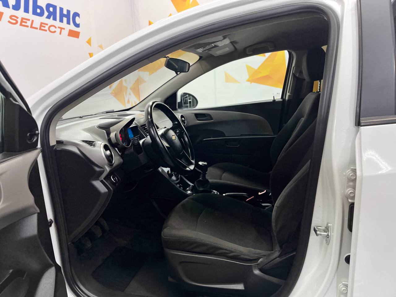 CHEVROLET AVEO