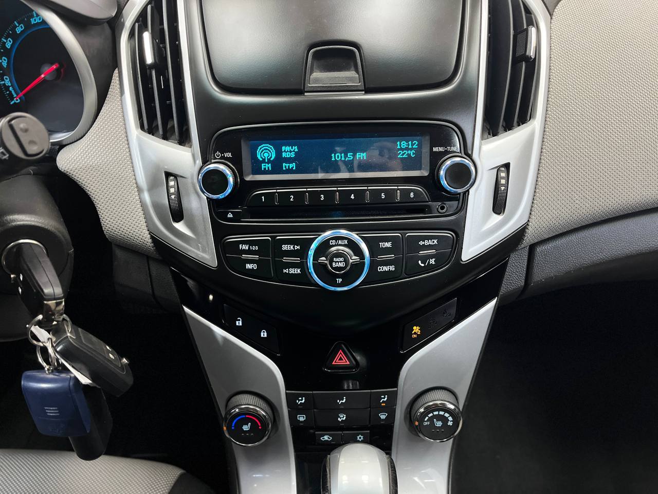 CHEVROLET CRUZE