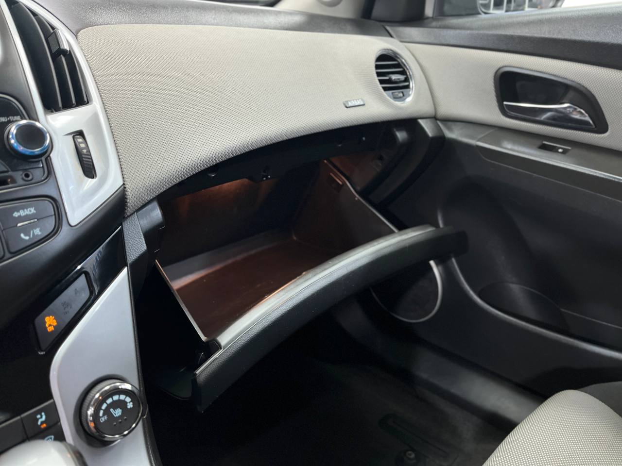 CHEVROLET CRUZE
