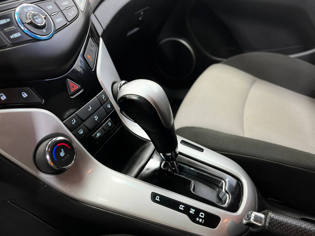 CHEVROLET CRUZE