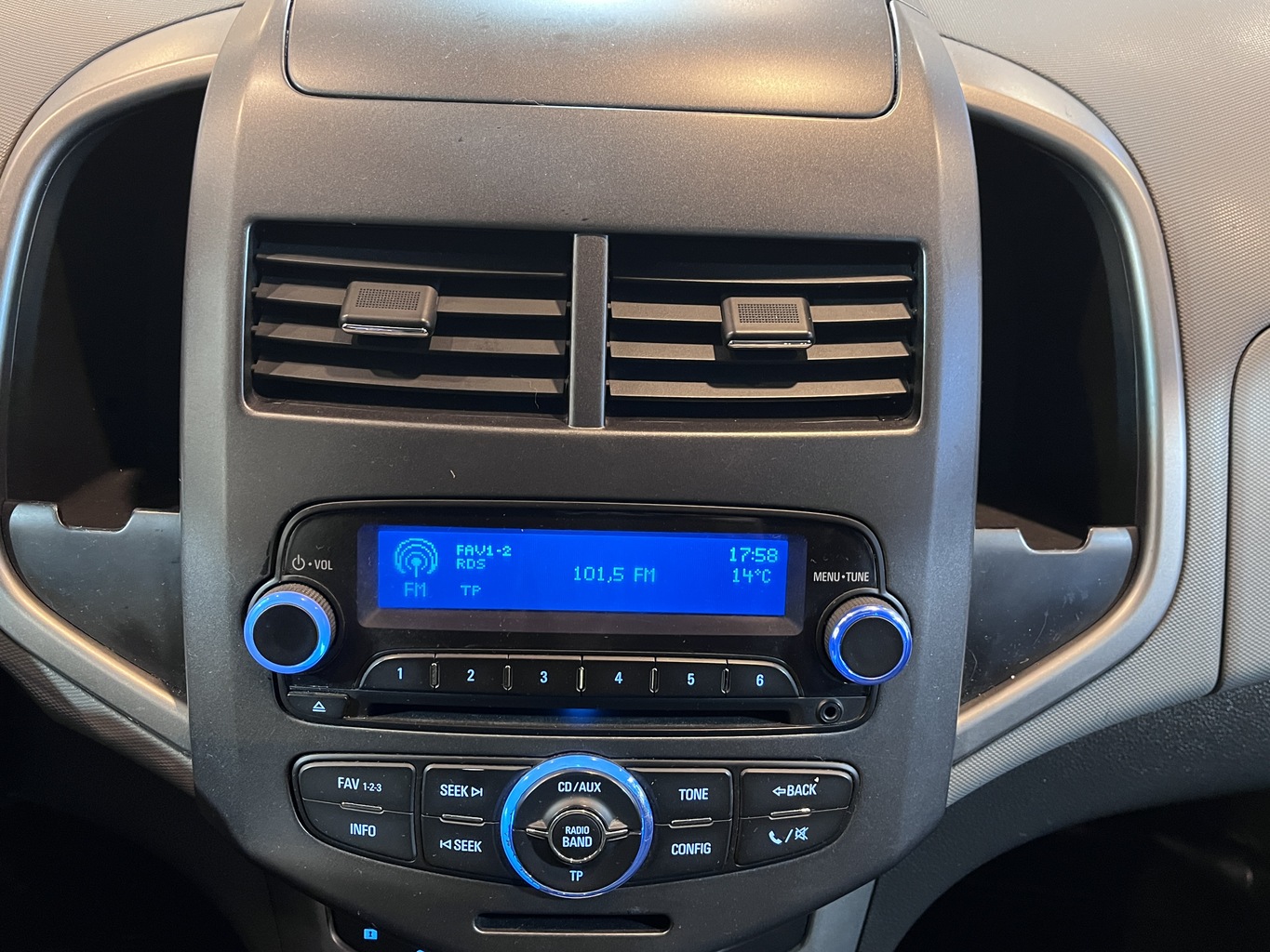 CHEVROLET AVEO