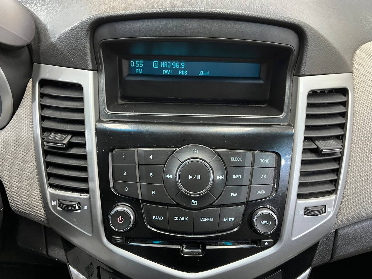 CHEVROLET CRUZE