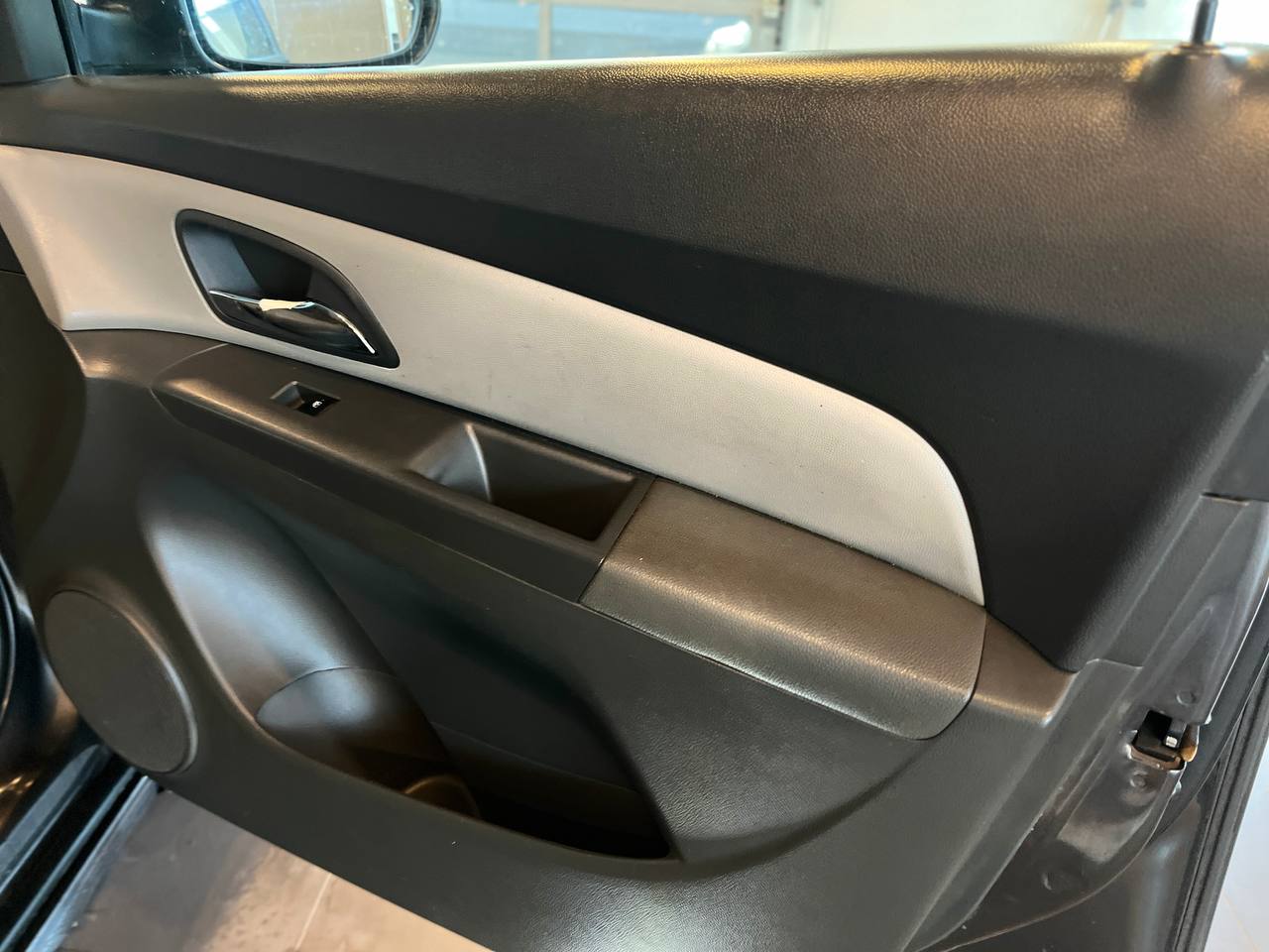 CHEVROLET CRUZE