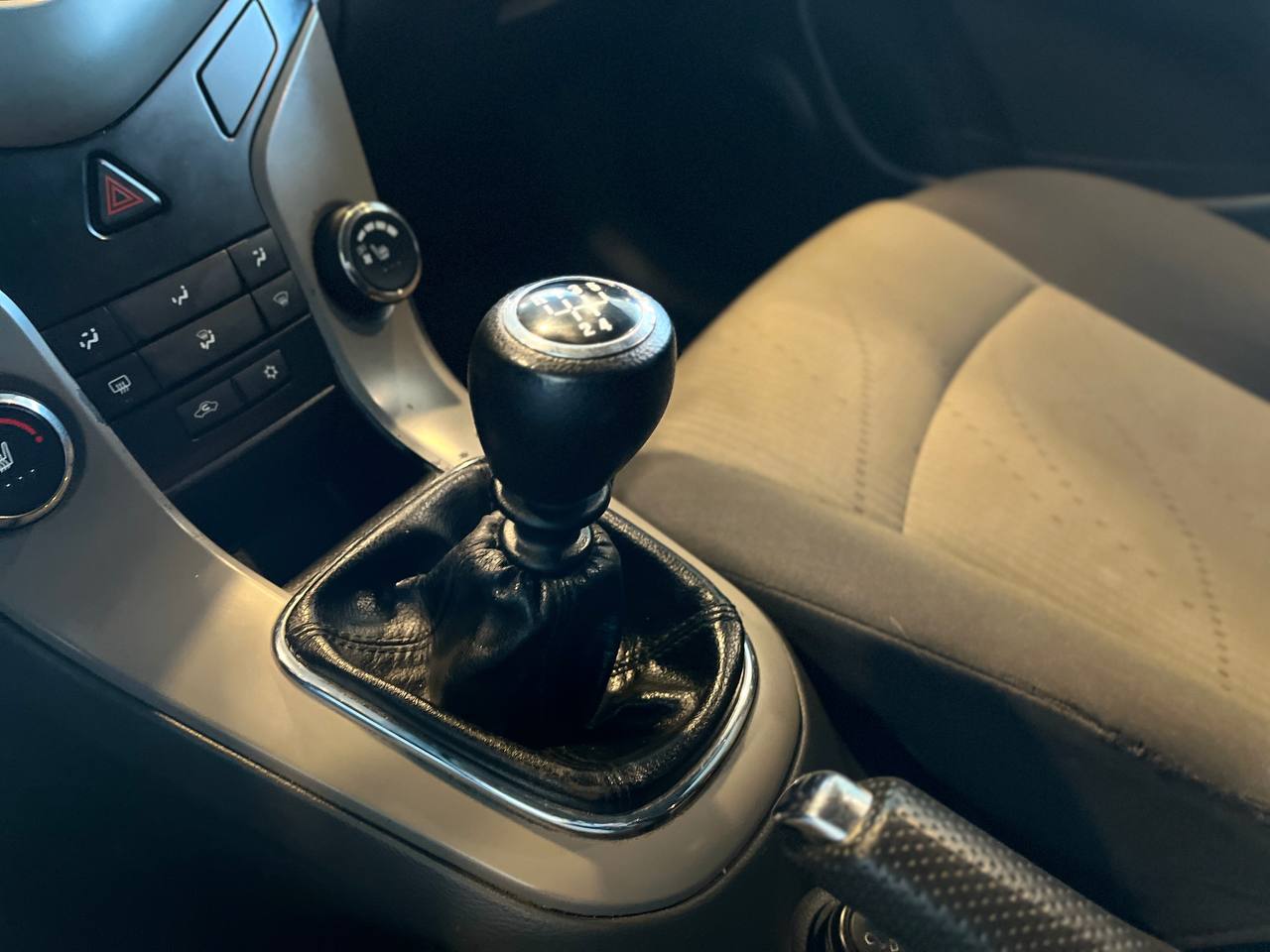 CHEVROLET CRUZE