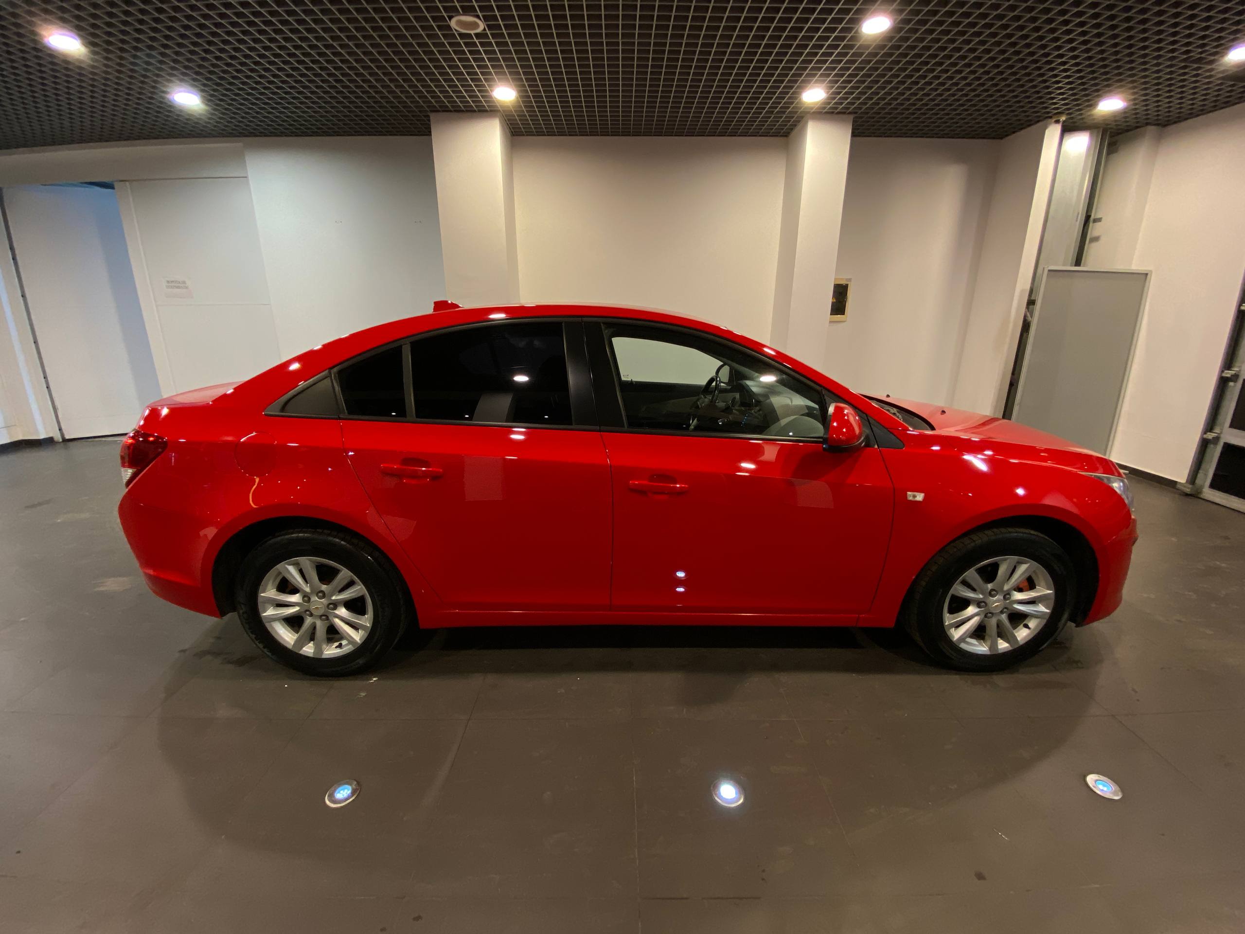 CHEVROLET CRUZE