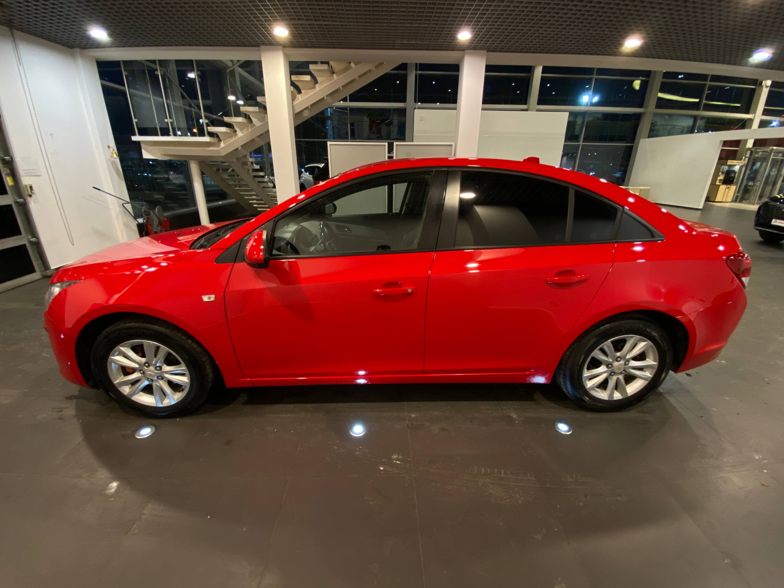 CHEVROLET CRUZE