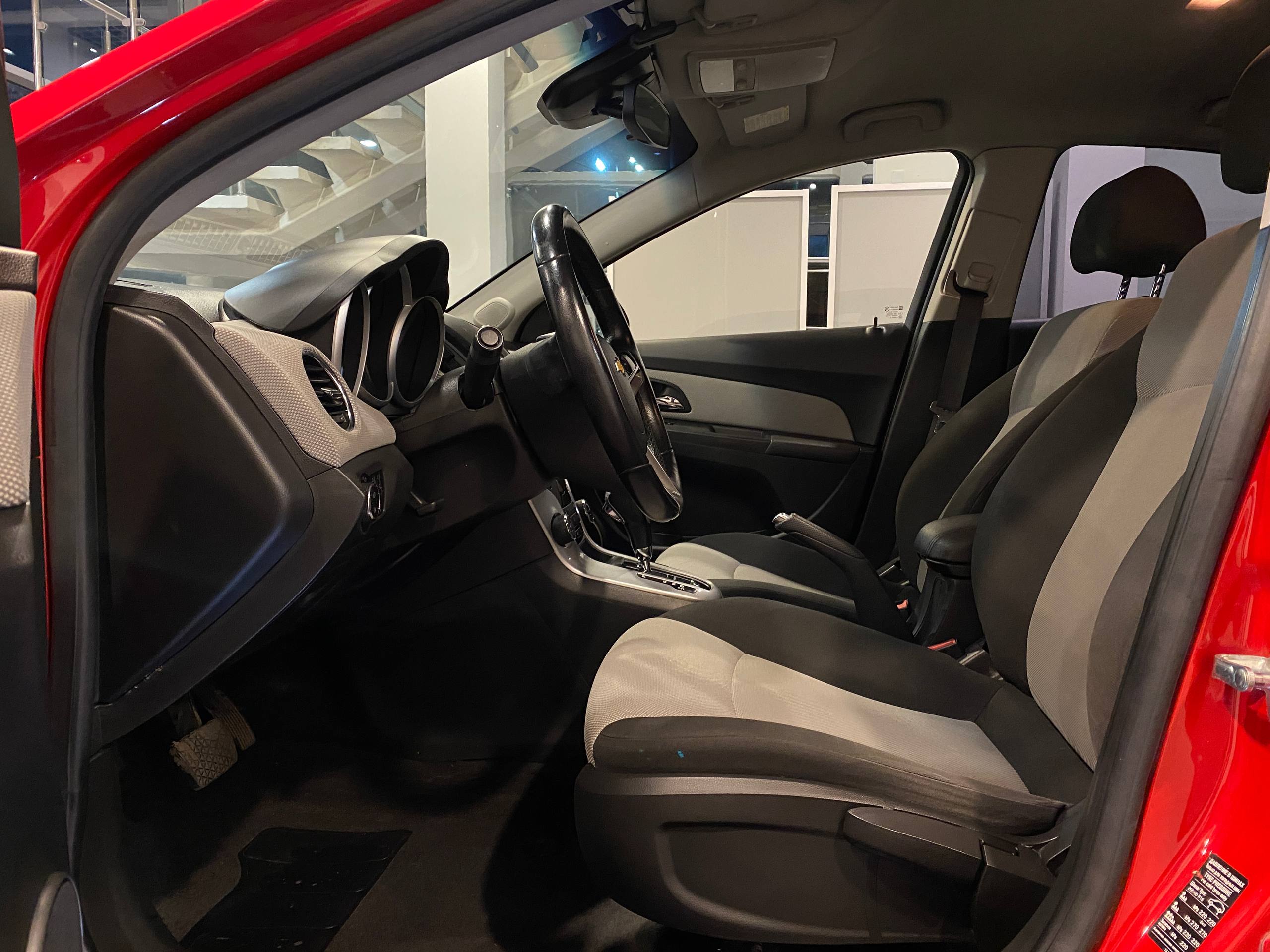 CHEVROLET CRUZE