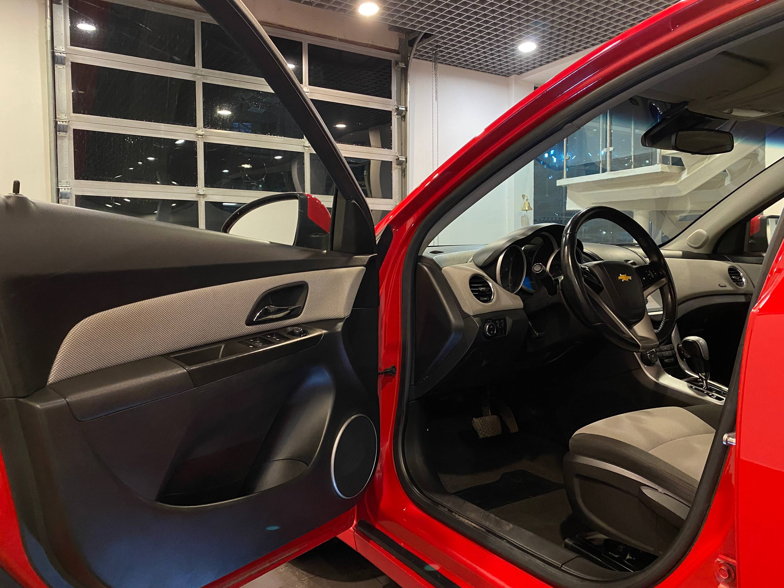 CHEVROLET CRUZE