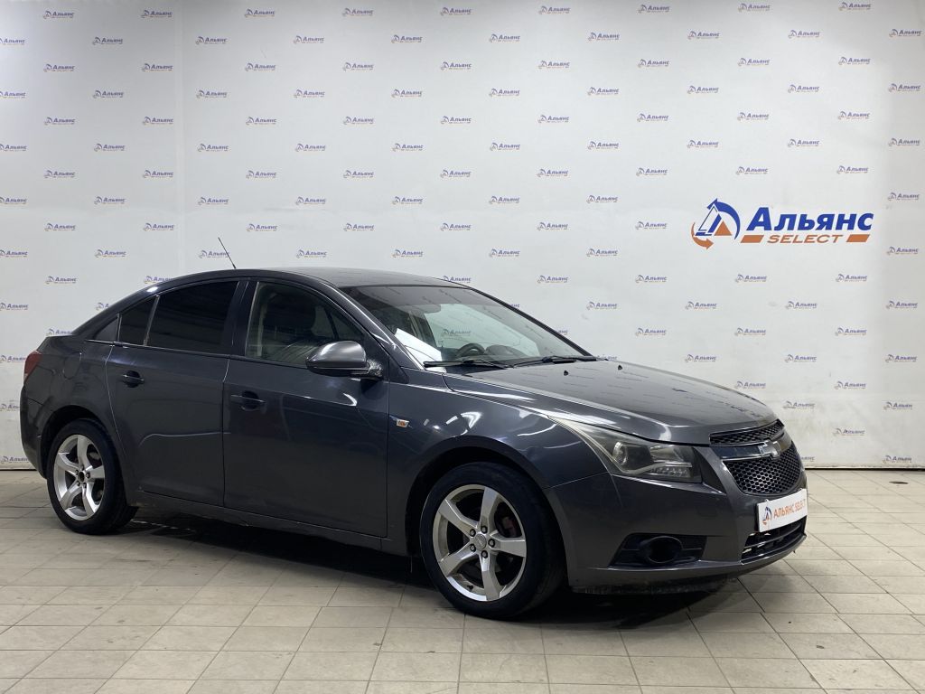 CHEVROLET CRUZE