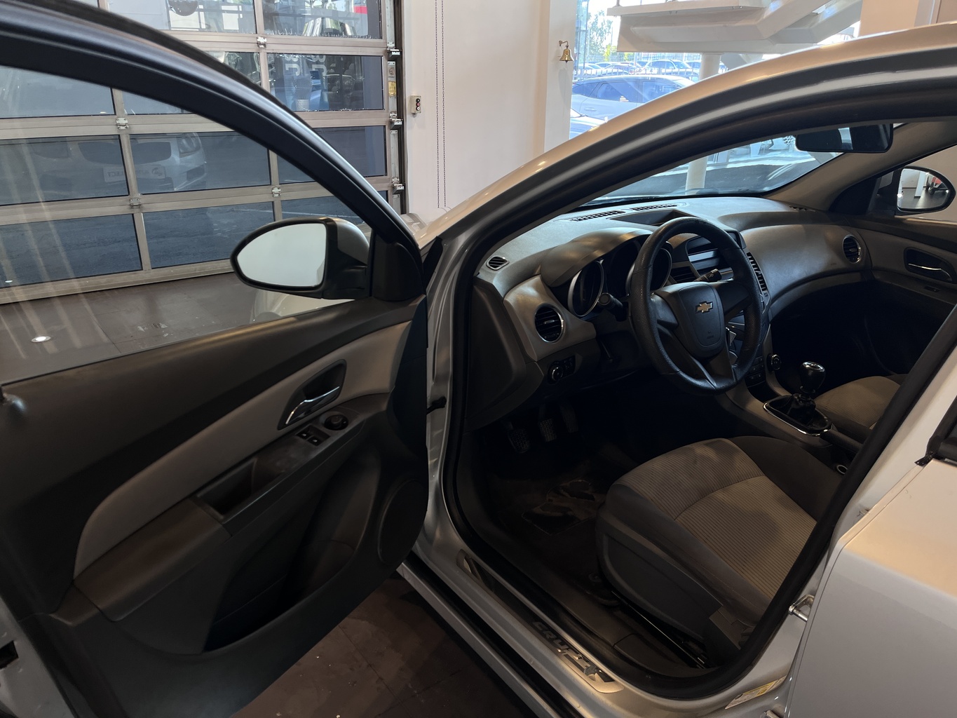 CHEVROLET CRUZE