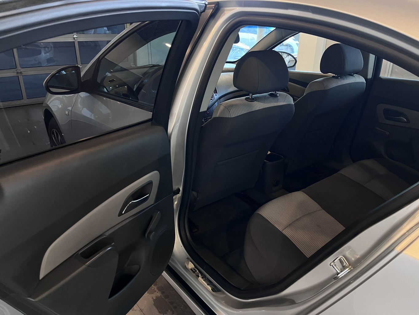 CHEVROLET CRUZE