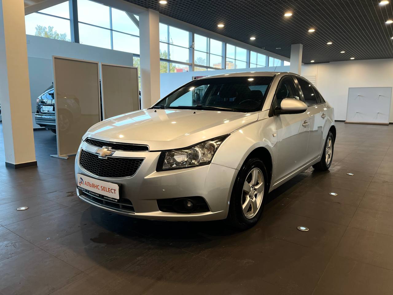 CHEVROLET CRUZE