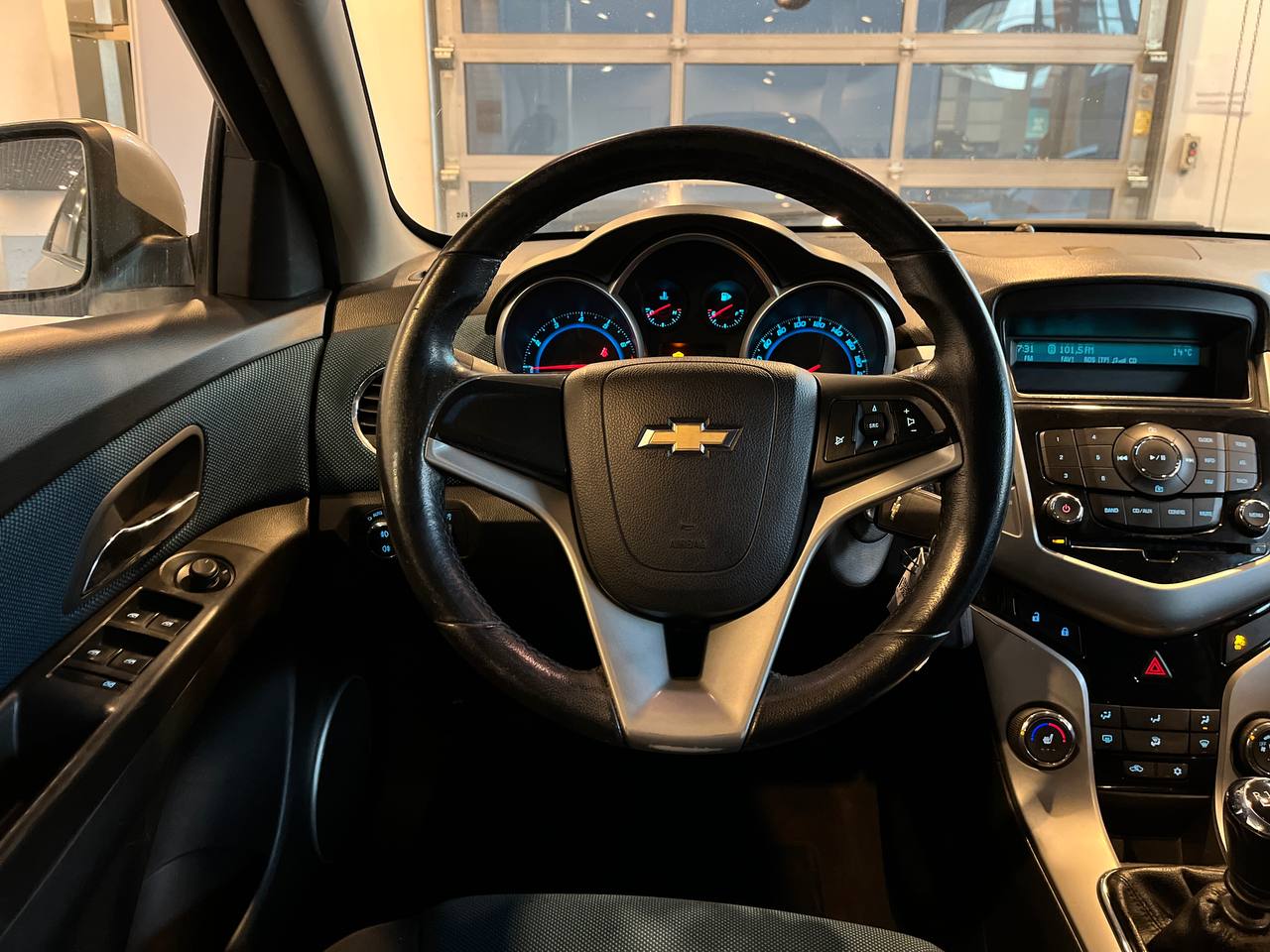 CHEVROLET CRUZE