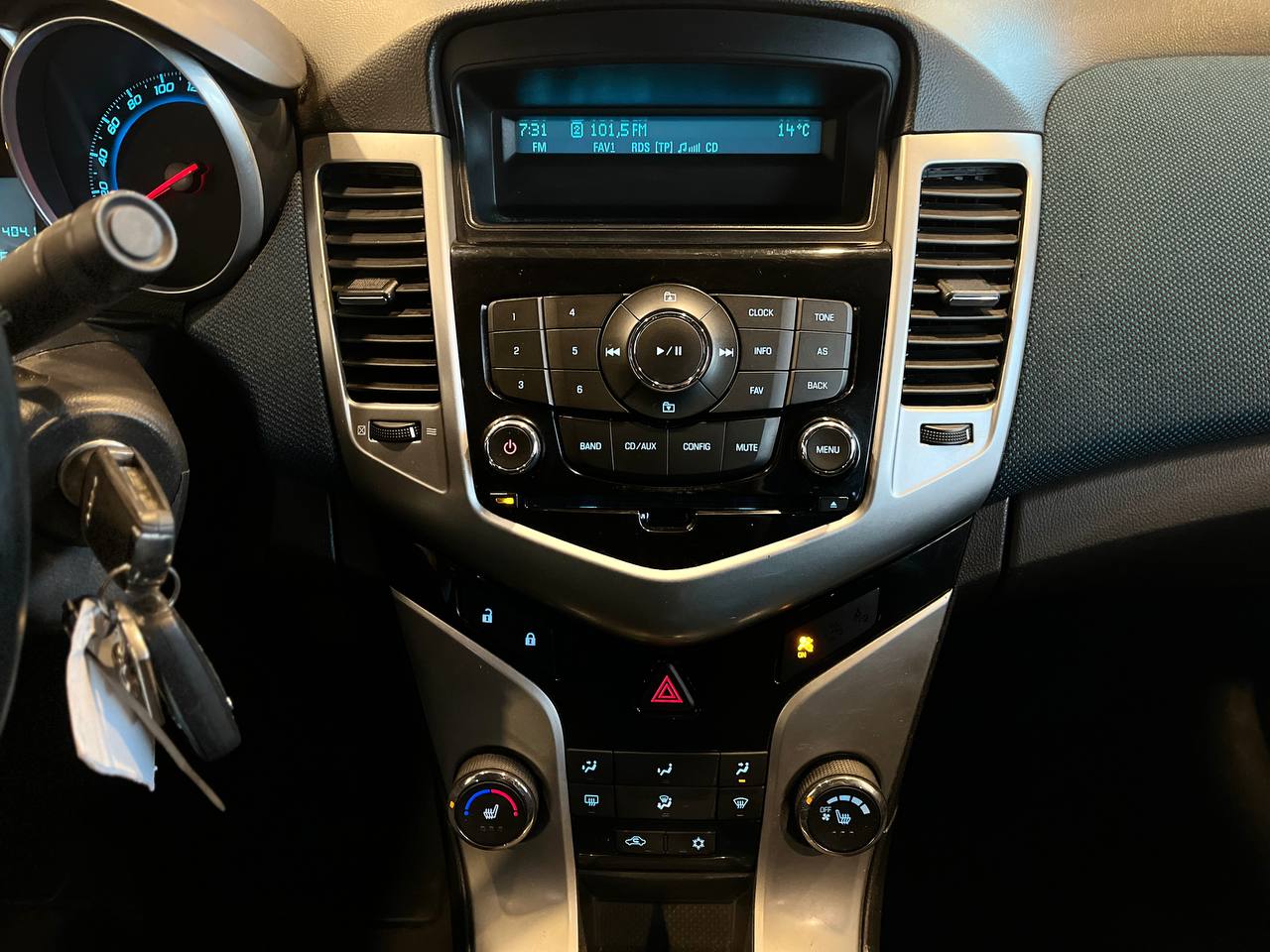 CHEVROLET CRUZE