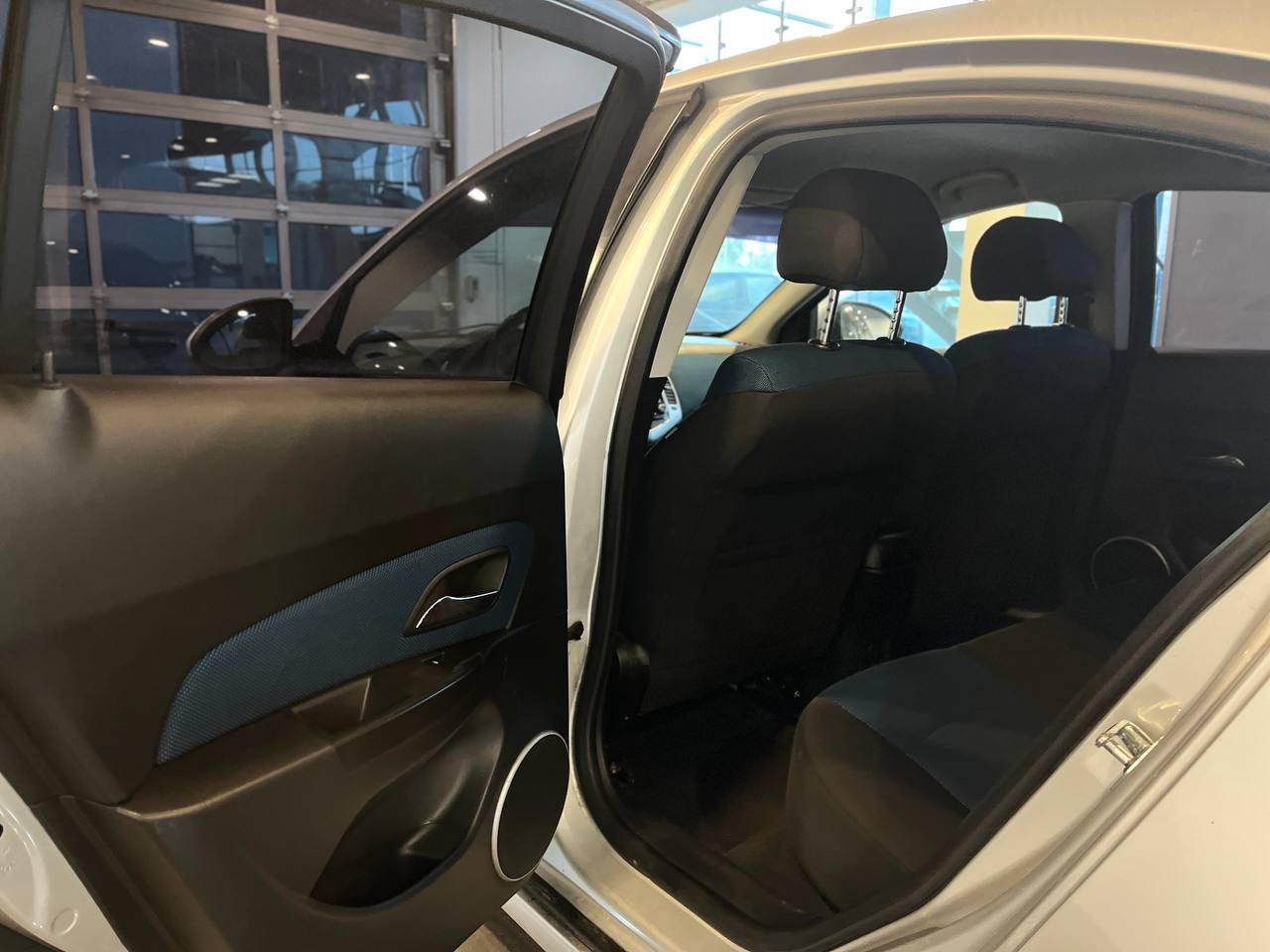 CHEVROLET CRUZE
